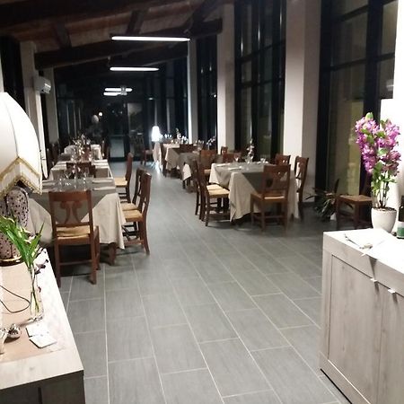 Ostello Ortensi Farnese Экстерьер фото